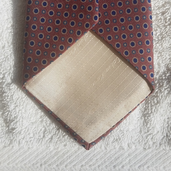 Calvin Klein 100% Silk Necktie / Suit Tie Circles Pattern - Picture 6 of 12